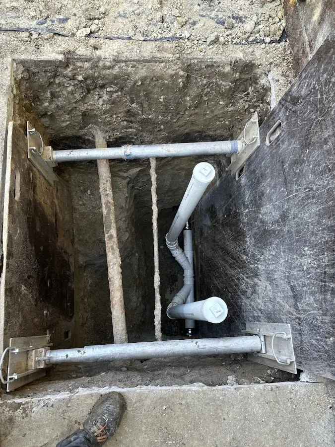 Experienced plumber completing Drain Cleaning work in Cabot
